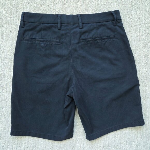 SOLD Old Navy Ultimate Tech Slim Built In Flex Chino Shorts Men's 29 Black Jack - Picture 2 of 14